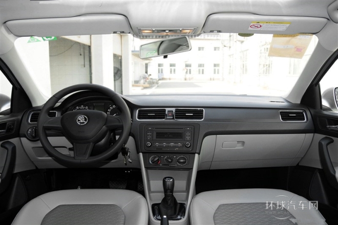 2015款 1.6L 自動智選型