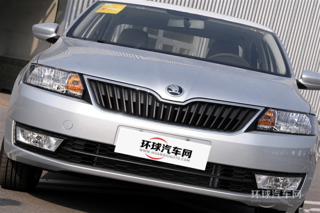 2015款 1.6L 自動智選型