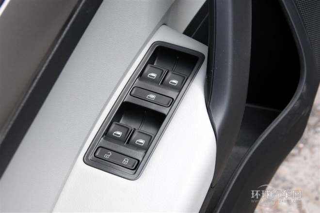 2015款 1.6L 手動優(yōu)選型