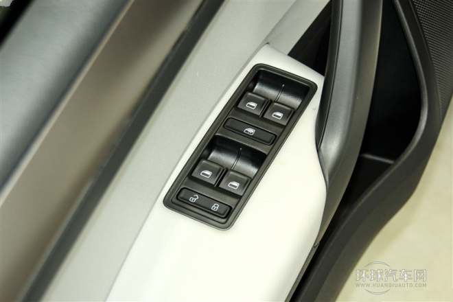 2015款 1.6L 自動優選型