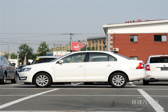 2015款 1.6L 自動優選型