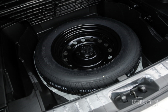 2015款 2.0L 兩驅手動致純版