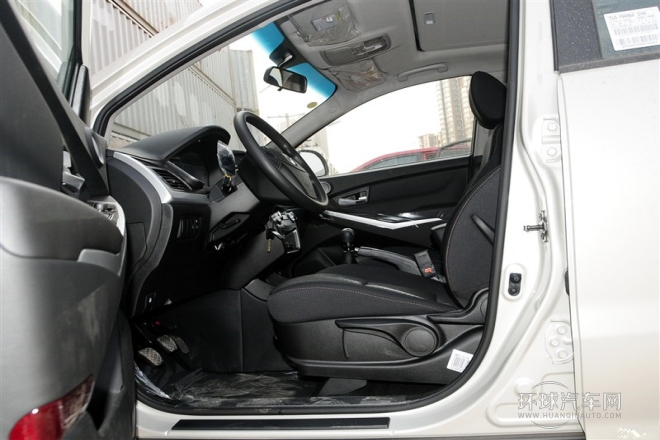 2015款 2.0L 兩驅(qū)手動(dòng)致純版