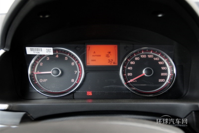 2015款 2.0L 兩驅(qū)手動致純版