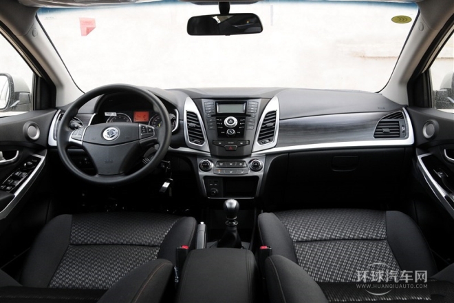 2015款 2.0L 兩驅手動致純版