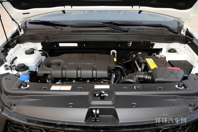 2015款 2.0L 兩驅手動致真版