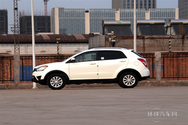 2015款 2.0L 兩驅(qū)手動(dòng)致真版