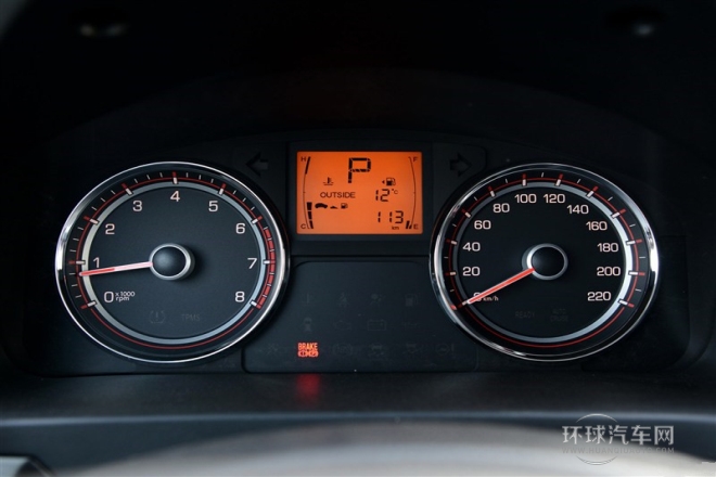 2015款 2.0L 兩驅(qū)自動致純版