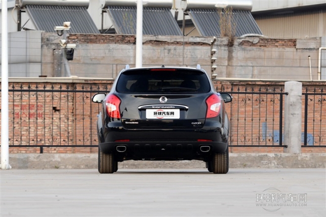 2015款 2.0L 兩驅自動致純版