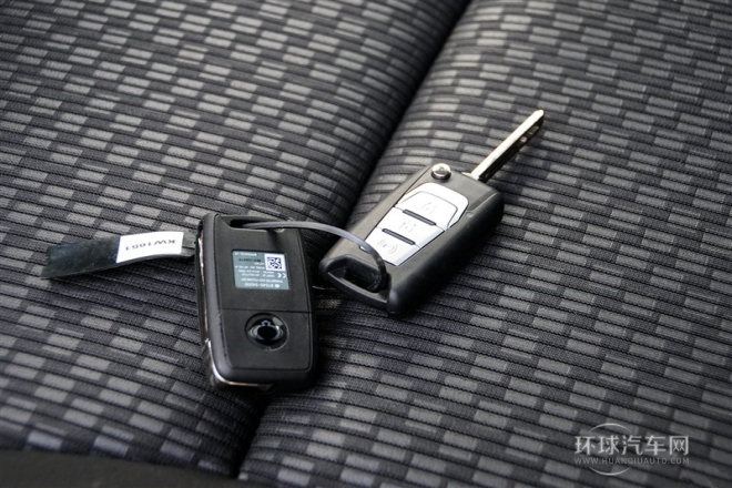 2015款 2.0L 兩驅自動致享版