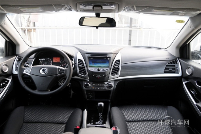 2015款 2.0L 兩驅自動致享版