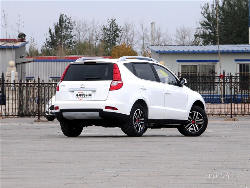 2015款 運動版 2.0L 自動尊享型