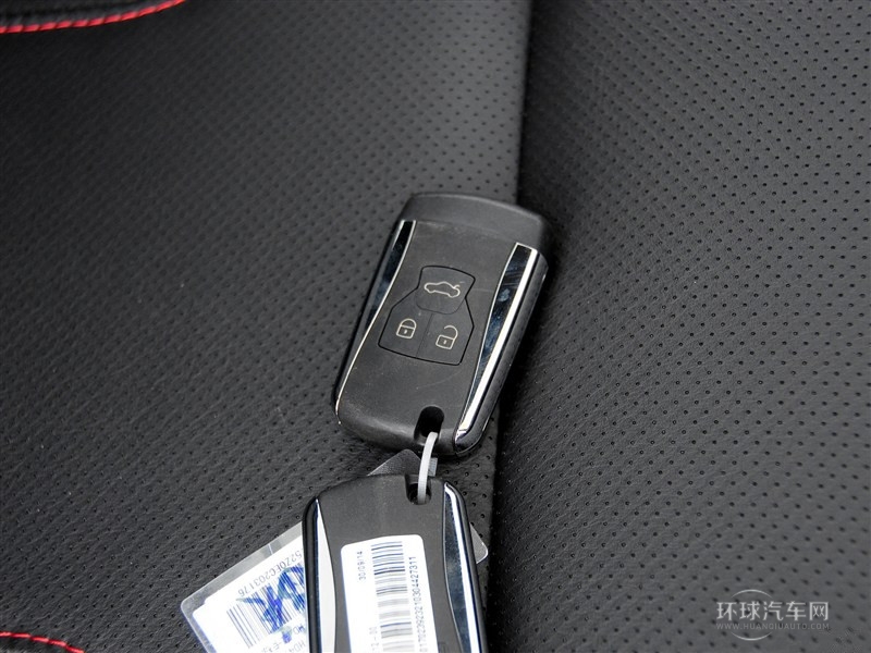 2015款 運動版 2.0L 自動尊貴型