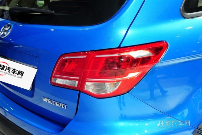 2015款 CROSS 1.5L 自動(dòng)樂尚版