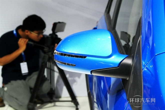 2015款 CROSS 1.5L 自動樂尚版