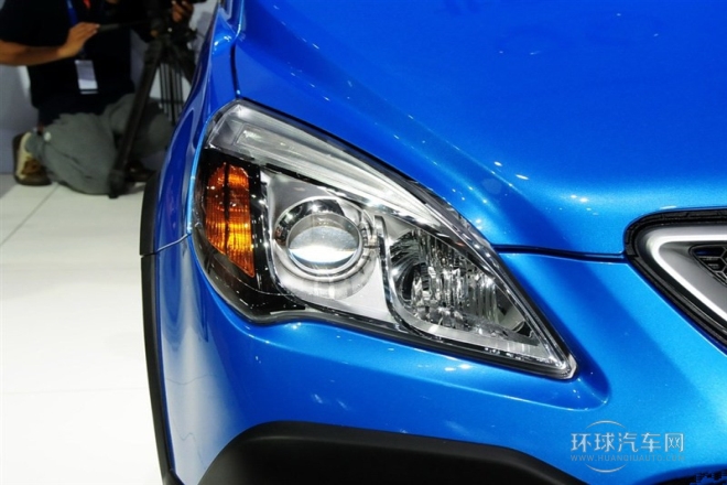 2015款 CROSS 1.5L 自動(dòng)樂尚版