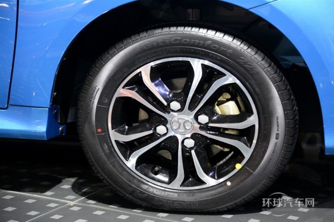 2015款 兩廂 1.5L 自動樂尚版