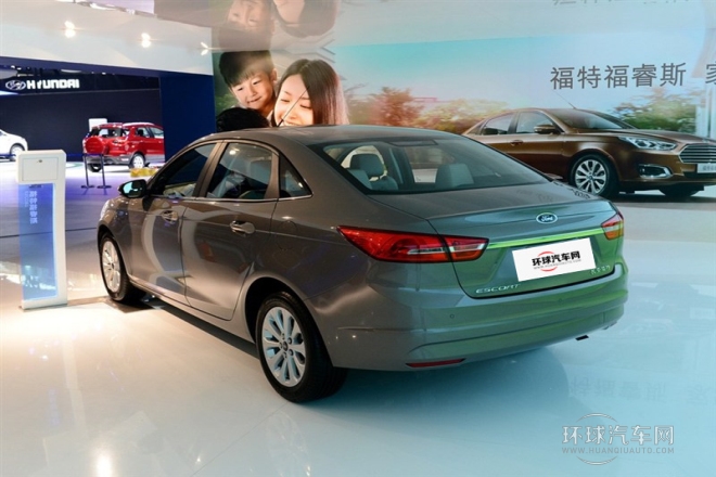 2015款 1.5L 手動時尚型