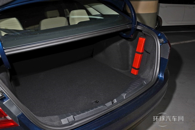 2015款 1.5L 自動舒適型