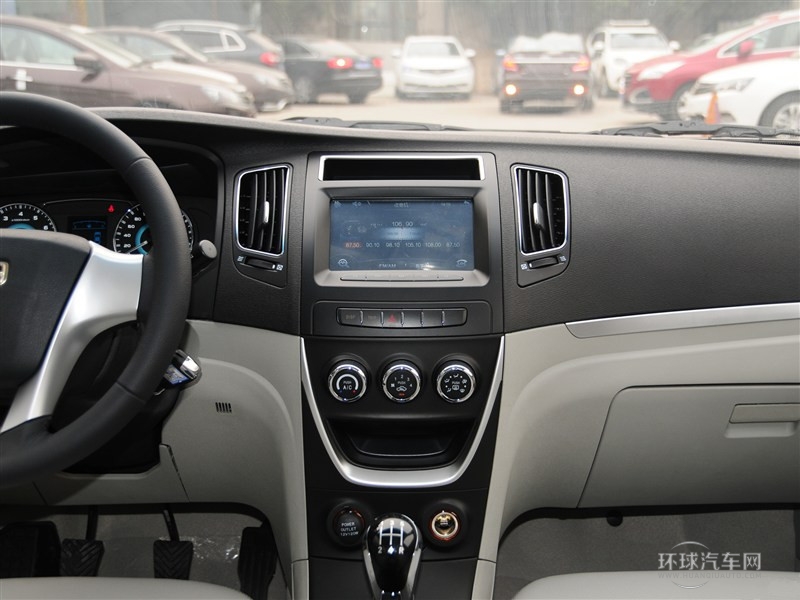 2015款 1.3T 6MT 尊貴型