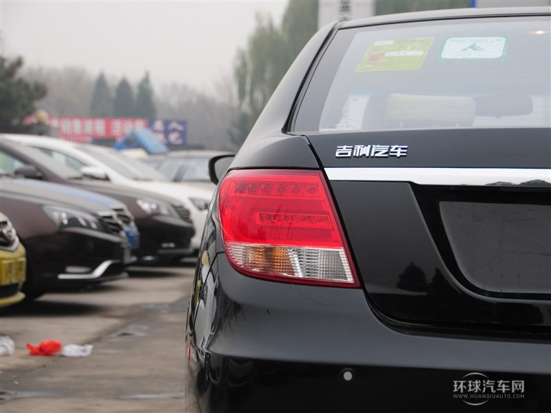 2015款 1.5L 5MT 精英型