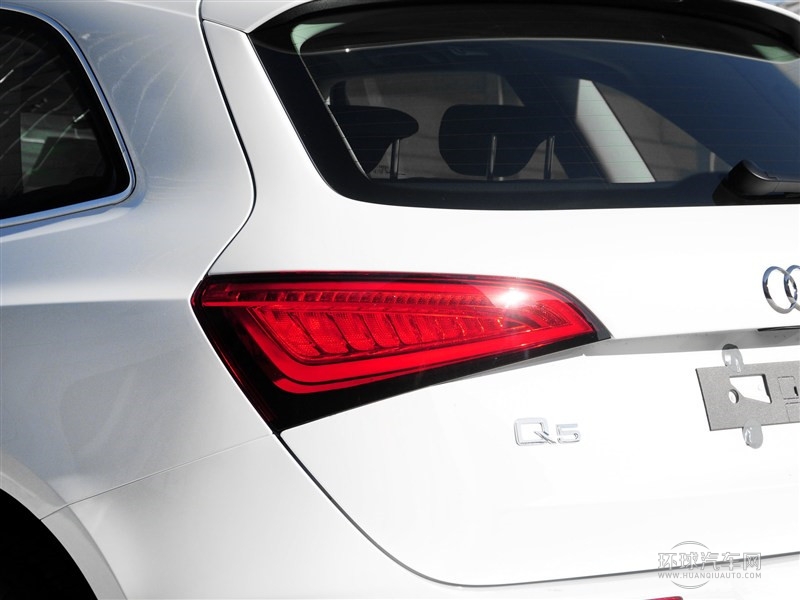 2015款 40 TFSI 技術型