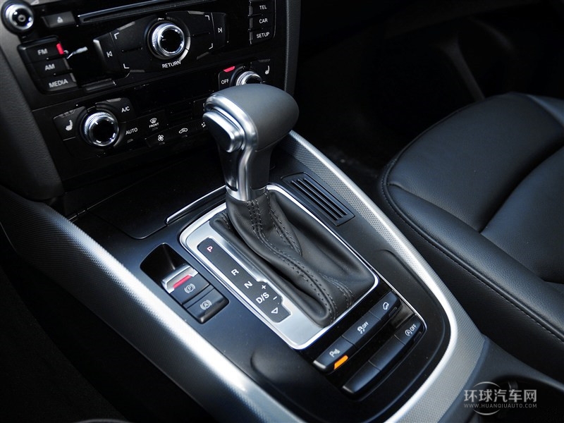 2015款 40 TFSI 技術型