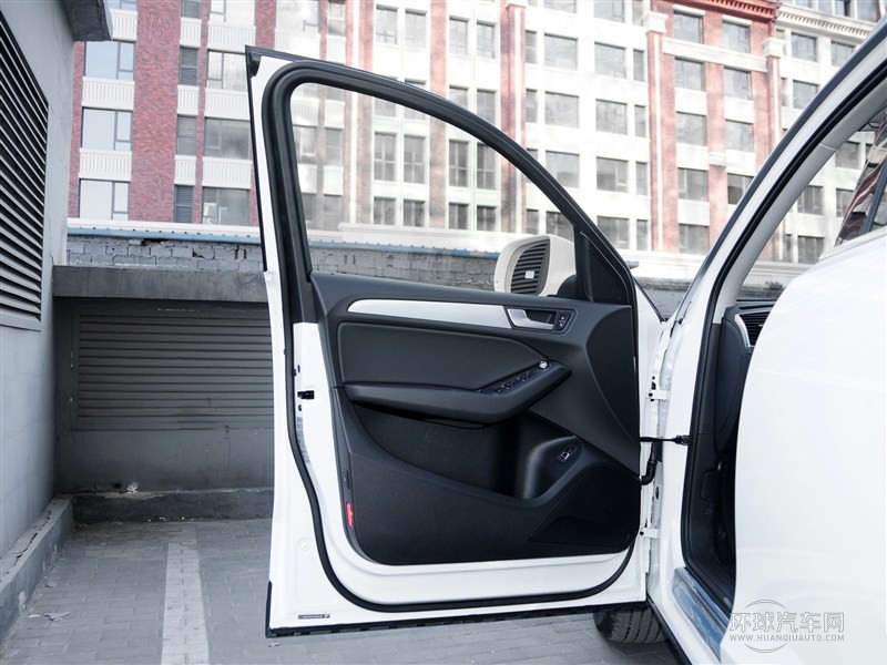 2015款 40 TFSI 技術(shù)型