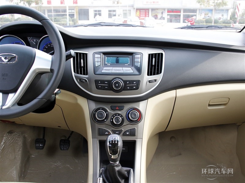 2015款 1.5L 手動黃鉆型