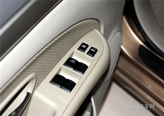 2014款 1.6L 手動智驅精英型