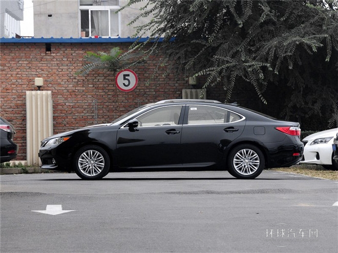 2014款 350 尊貴版