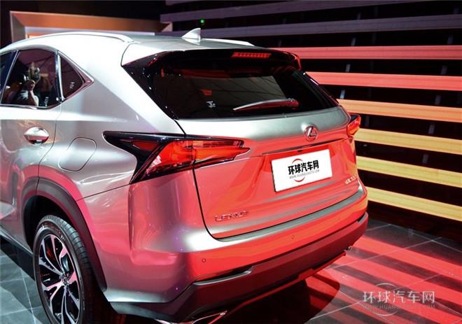 2015款 200t 全驅(qū) F SPORT