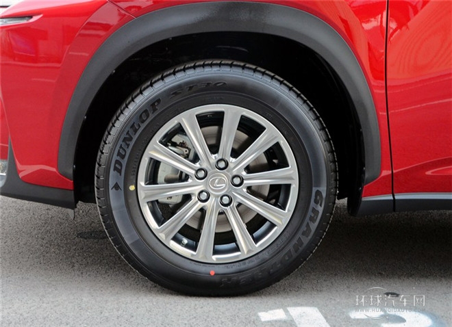 2015款 300h 前驅 鋒尚版