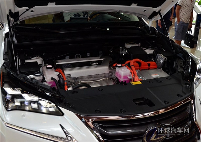 2015款 300h 全驅(qū) 鋒芒版