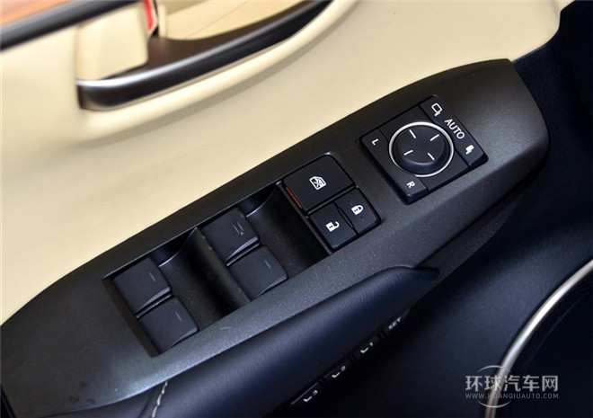 2015款 300h 全驅 鋒芒版