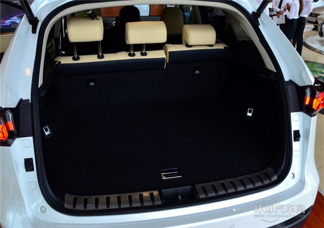 2015款 300h 全驅 鋒芒版