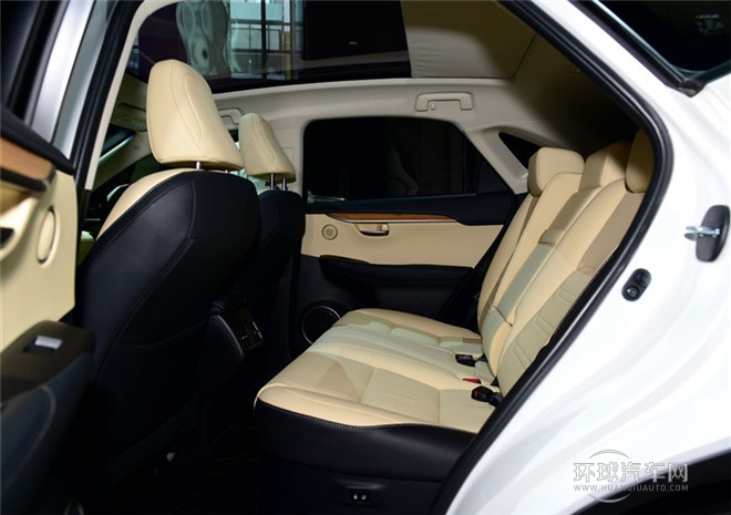 2015款 300h 全驅 鋒芒版