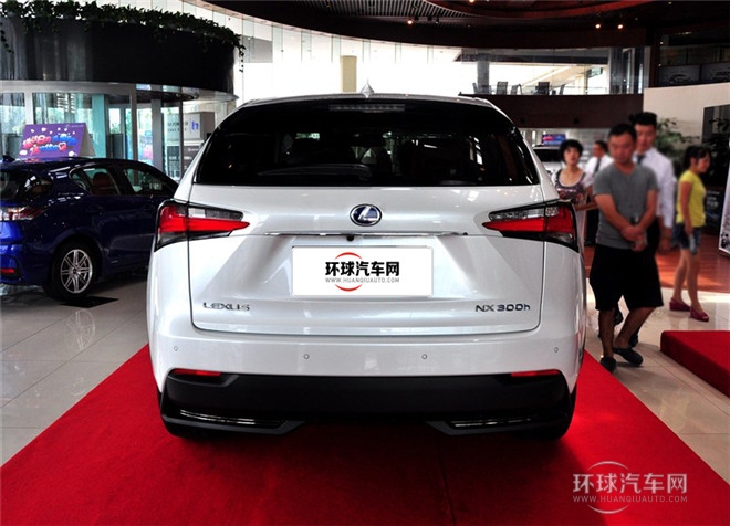 2015款 300h 全驅 鋒芒版