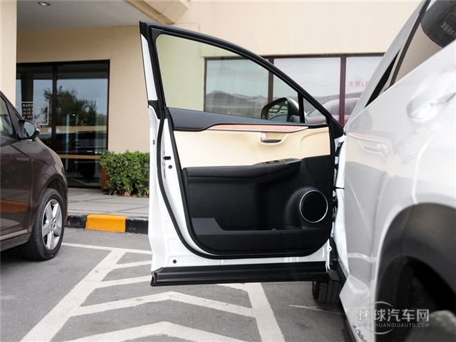 2015款 300h 全驅 鋒致版