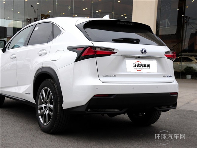 2015款 300h 全驅(qū) 鋒致版