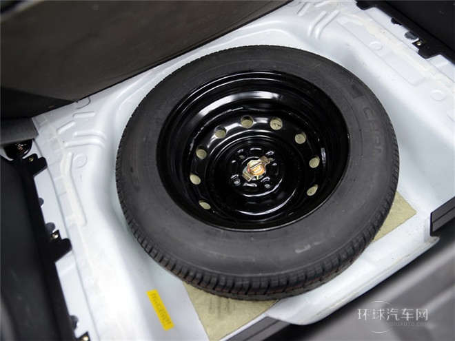 2014款 1.5L 手動(dòng)豪華型