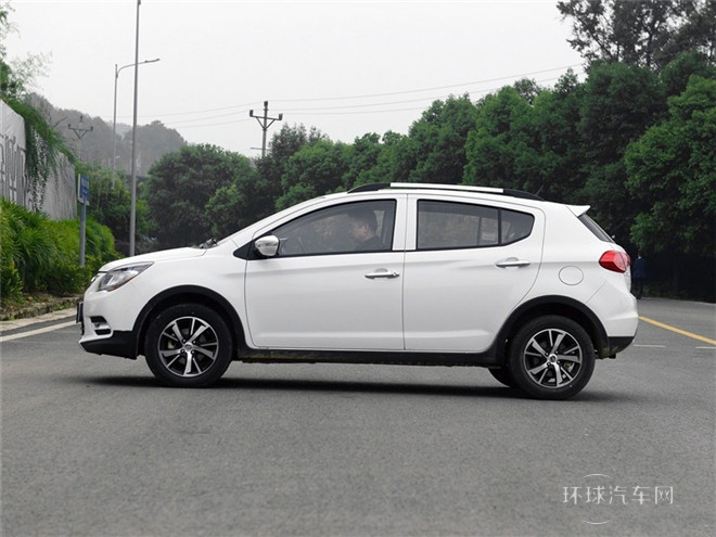 2014款 1.5L 手動豪華型