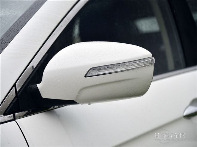 2015款 2.0L 手動智逸型