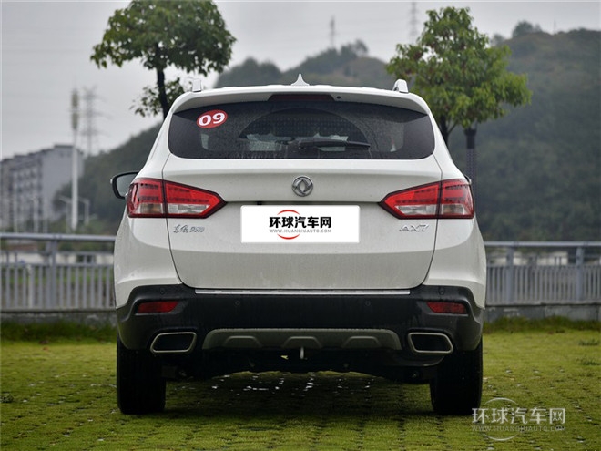 2015款 2.0L 手動智逸型