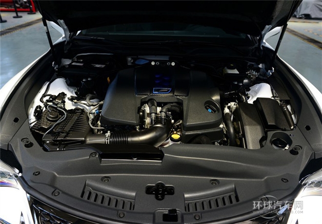 2015款 F 5.0L 碳纖維版