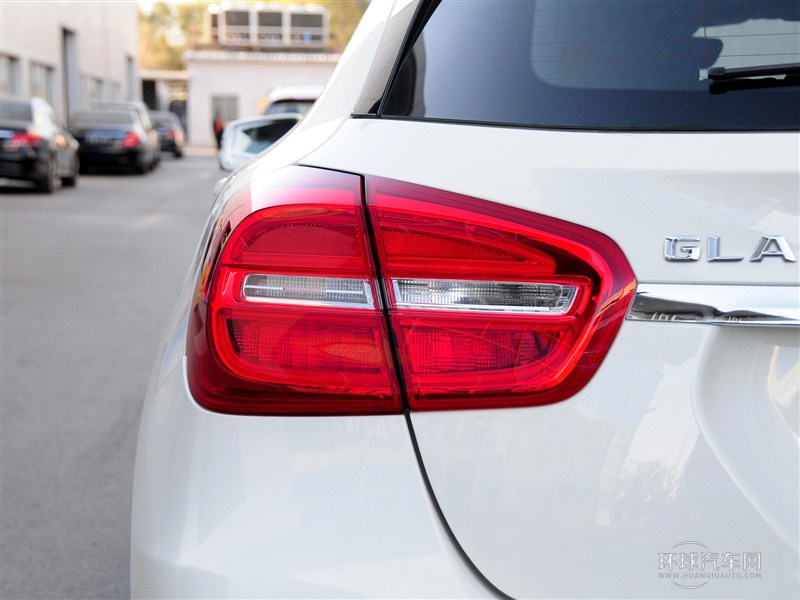 2015款 GLA 260 4MATIC