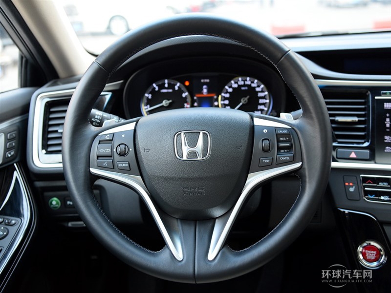 2015款 2.4L 尊貴版