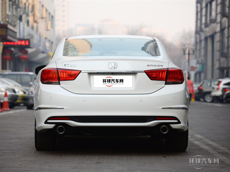 2015款 2.4L 尊貴版