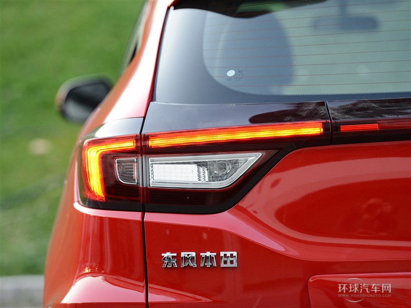 2015款 1.8L VTi CVT豪華版