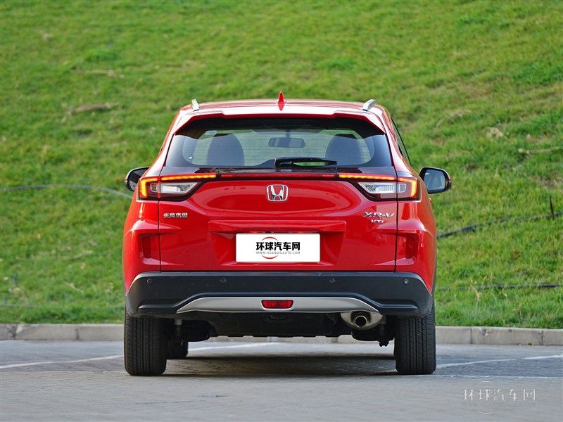 2015款 1.8L VTi CVT豪華版